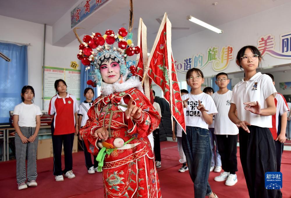 百万疯狂炸金花
